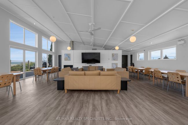 441 Mariners Way, Condo with 3 bedrooms, 2 bathrooms and 2 parking in Collingwood ON | Image 24