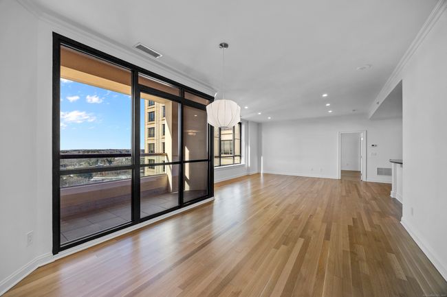 UNIT-1403 - 100 Parrott Dr, Condo with 2 bedrooms, 2 bathrooms and 3 parking in Shelton CT | Image 7