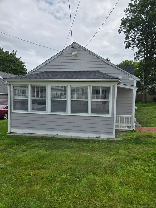 38 Mohican Rd, Old Saybrook, CT, 06475-2761 | Card Image