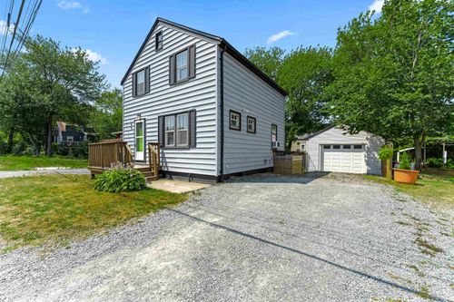 45 School Ave, Halifax, NS, B3N2E1 | Card Image
