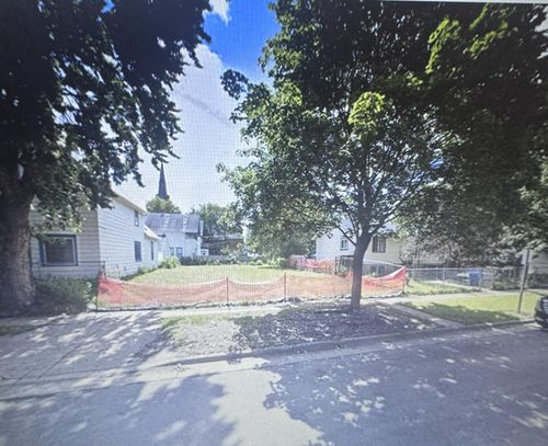 326 Charles Ave, Saint Paul, MN, 55103-2007 | Card Image