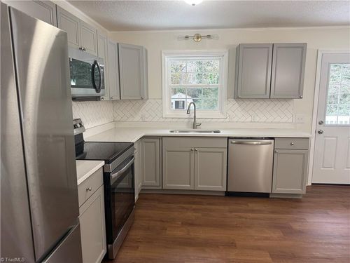 4501 Thomasville Rd, Winston Salem, NC, 27107-6439 | Card Image