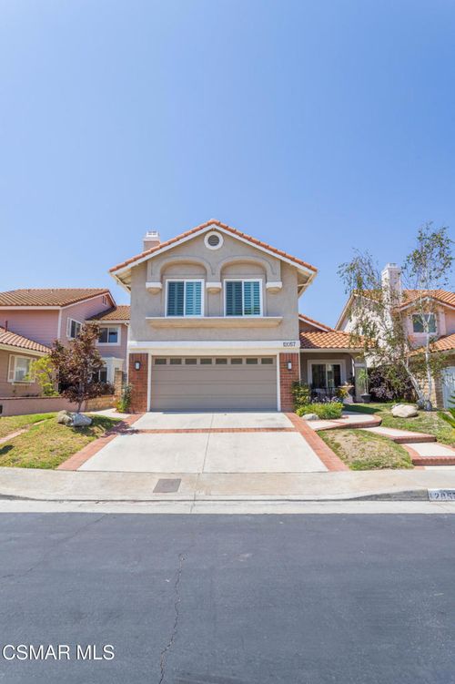 12057 Falcon Crest Way, Porter Ranch, CA, 91326-3895 | Card Image