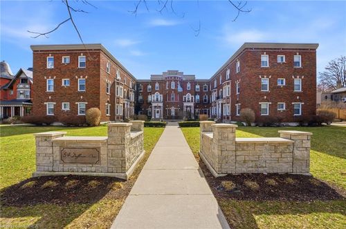 1-54 Dufferin Ave, Brantford, ON, N3T4P5 | Card Image
