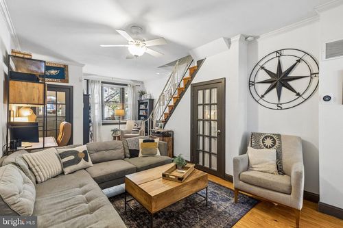 909 S 3rd St, PHILADELPHIA, PA, 19147-4206 | Card Image