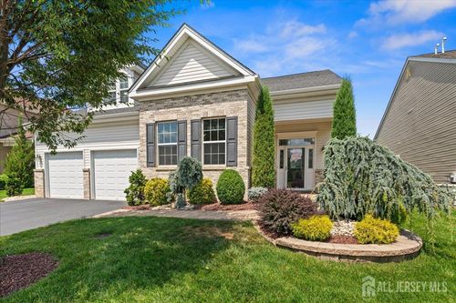 130 Cobblestone Blvd, Monroe, NJ, 08831-7965 | Card Image