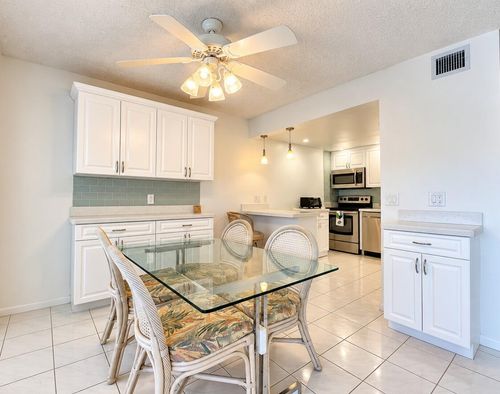 102 Greenbrier A, West Palm Beach, FL, 33417 | Card Image