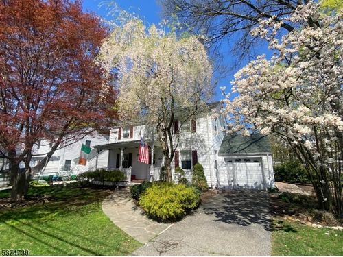 113 Glenbrook Rd, Morris Plains, NJ, 07950-1846 | Card Image
