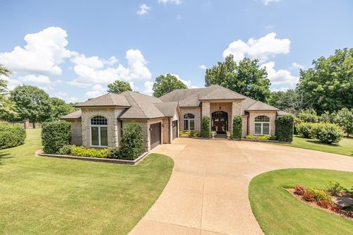 52 Salem Oaks Cv, Atoka, TN, 38004-4500 | Card Image