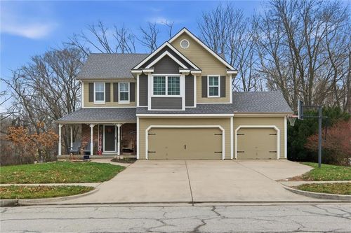 1609 Buckingham Dr, Liberty, MO, 64068-3281 | Card Image