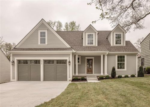 4519 W 70th St, Prairie Village, KS, 66208-2555 | Card Image