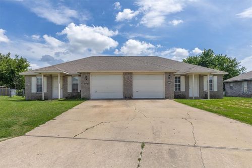 3175 Braxton Ave, Springdale, AR, 72764-6712 | Card Image