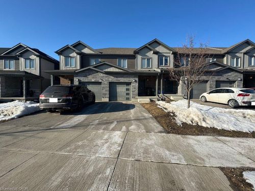 43 Nieson St, Cambridge, ON, N1R0B9 | Card Image