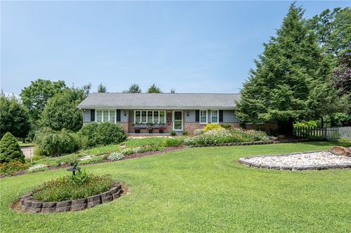 208 Malvina Ln, Latrobe, PA, 15650-3728 | Card Image