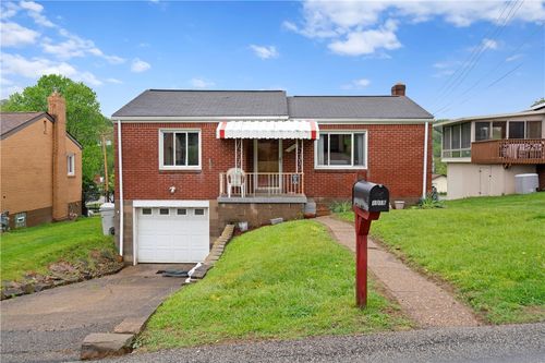 1015 Georgia Dr, Pittsburgh, PA, 15209-1219 | Card Image