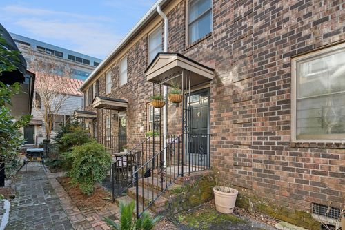 apt-k-24 Bee St, Charleston, SC, 29403-6820 | Card Image