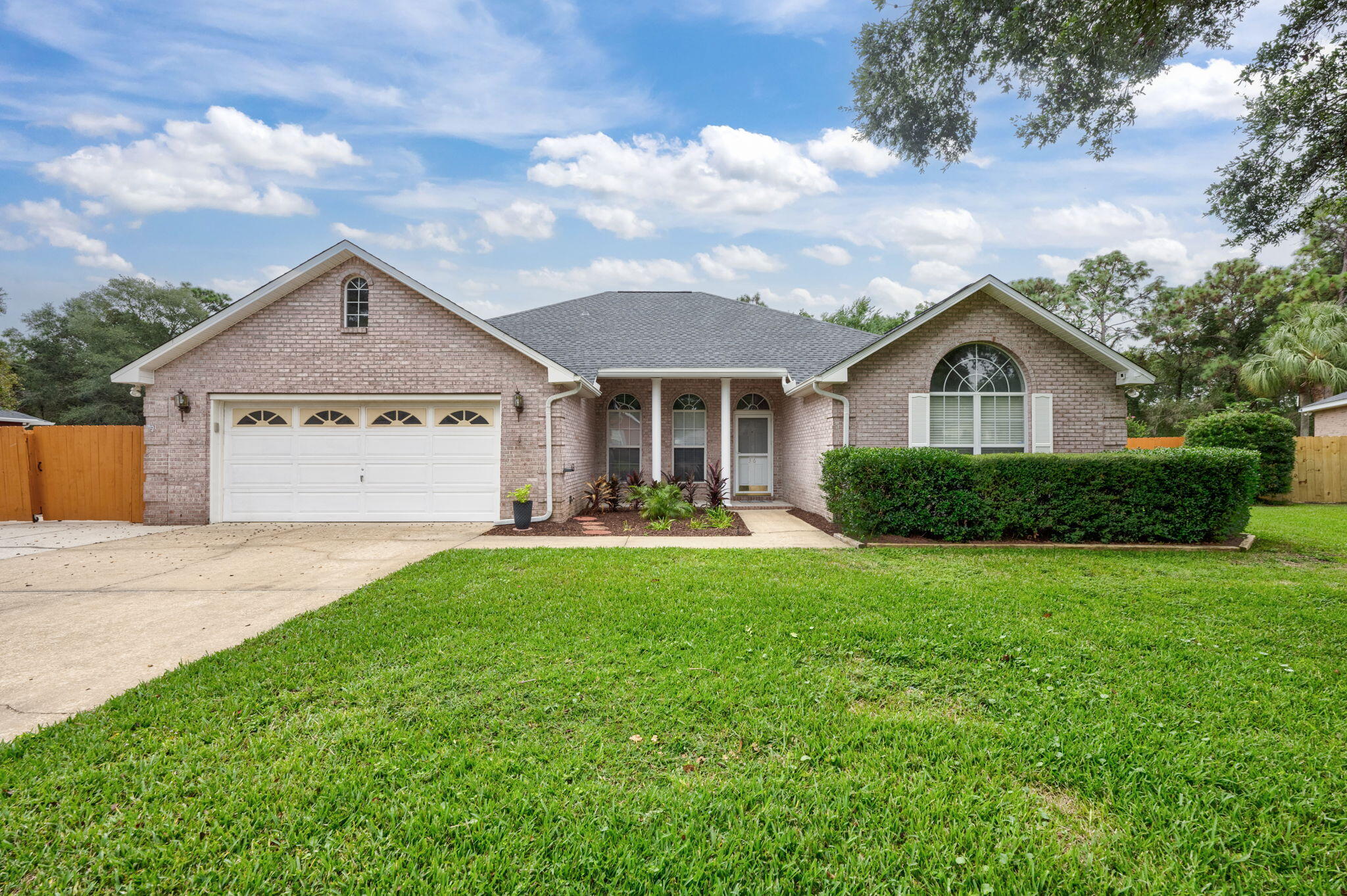 Hillcrest Dr, Shalimar, FL 32579