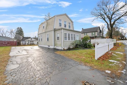 34 Kings Ferry Rd, Montrose, NY, 10548-1406 | Card Image
