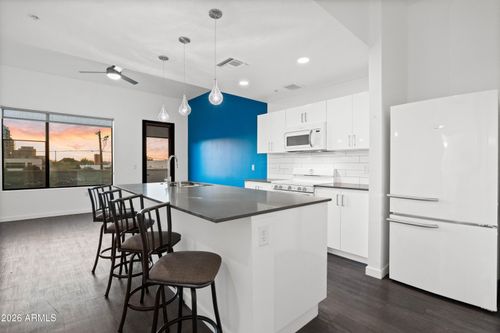210-1130 N 2nd St, Phoenix, AZ, 85004-1831 | Card Image