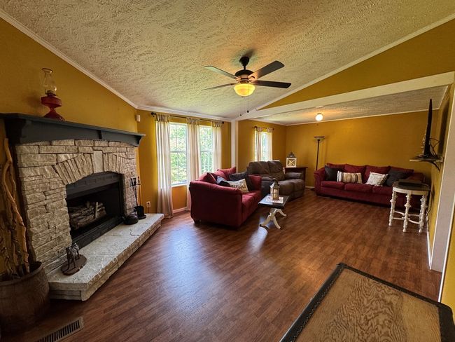 108 Hawn Dr, House other with 3 bedrooms, 2 bathrooms and null parking in Crab Orchard TN | Image 17