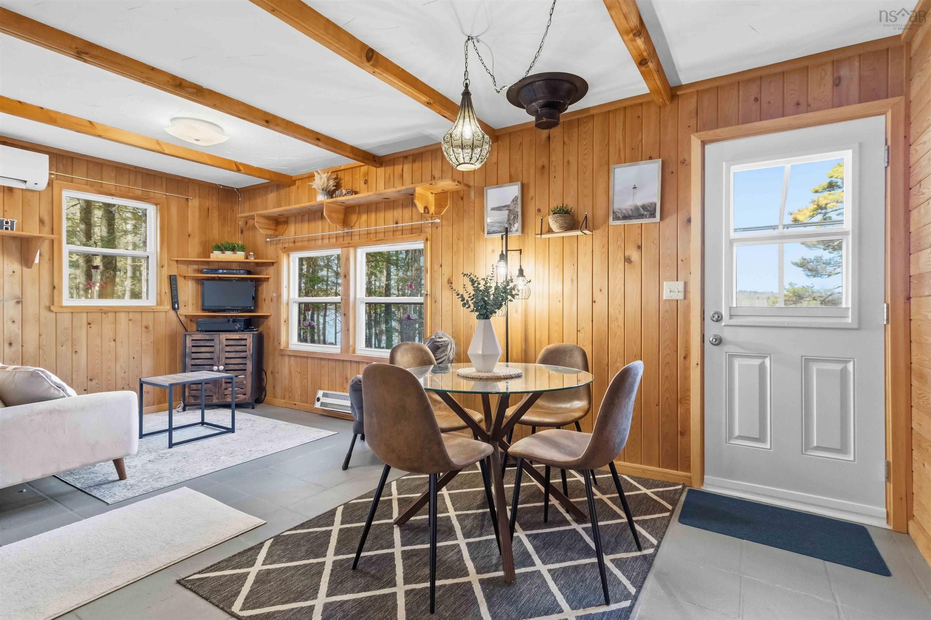 Residential in Hibernia 5