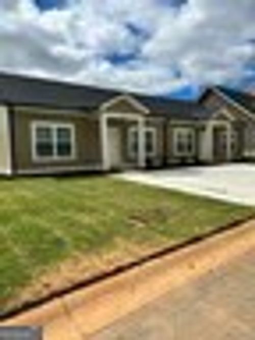 29 Jefferson Ave, Hartwell, GA, 30643-7917 | Card Image