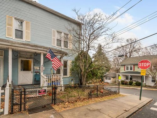 20 Pine St, Sleepy Hollow, NY, 10591-1716 | Card Image