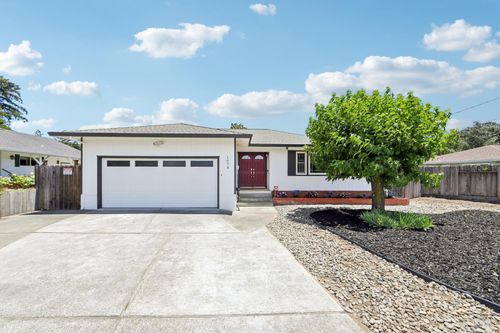 1078 Simmons Ln, Novato, CA, 94945-2142 | Card Image