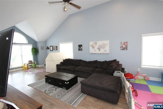 132 Sloop Rd, House other with 3 bedrooms, 3 bathrooms and null parking in Manahawkin NJ | Image 5