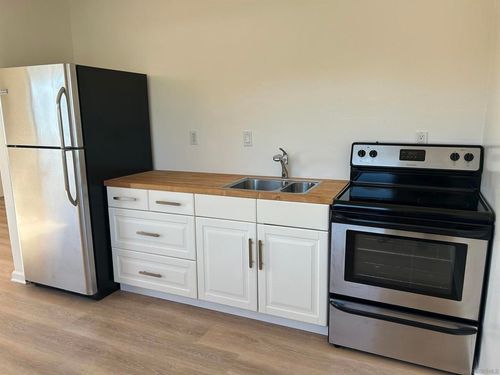 d-1038 S Coast Highway 101, Encinitas, CA, 92024 | Card Image