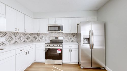136 Heritage Trace Dr, Madison, TN, 37115-5941 | Card Image
