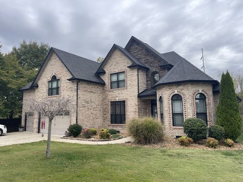 951 Terrace Creek Ln, Clarksville, TN, 37040-1440 | Card Image