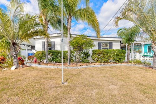 109 Douglas St, EDGEWATER, FL, 32141-7318 | Card Image