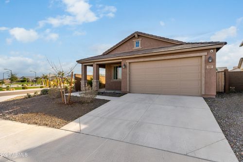 6907 W Pedro Ln, Laveen, AZ, 85339-4704 | Card Image