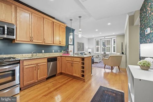 apt-203-1669 Columbia Rd Nw, WASHINGTON, DC, 20009-3625 | Card Image