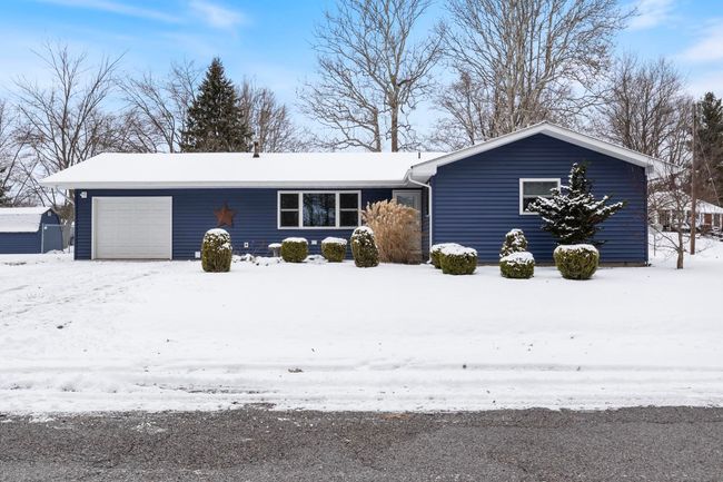 301 N Hickory St W, House other with 3 bedrooms, 2 bathrooms and null parking in North Webster IN | Image 4