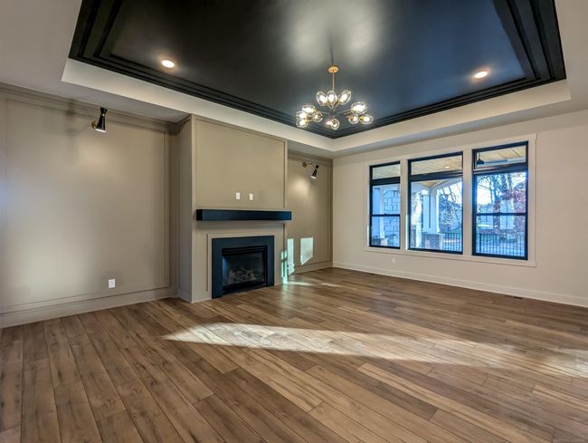 Family Room | Image 16