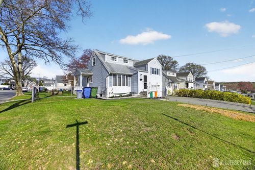 30 Harrison Pl, Parlin, NJ, 08859-1608 | Card Image