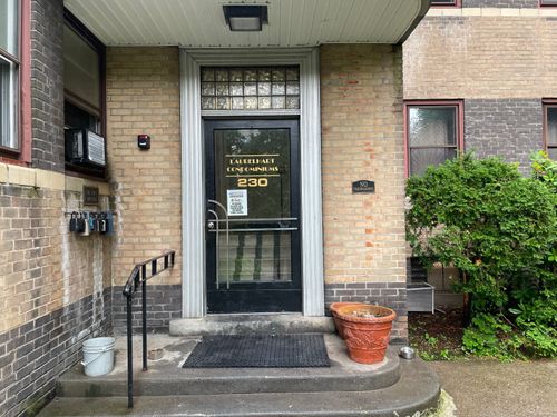 apt-c4-230 Farmington Ave, Hartford, CT, 06105-3503 | Card Image