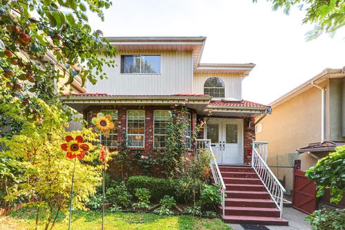 8006 Chester St, Vancouver, BC, V5X3Y6 | Card Image