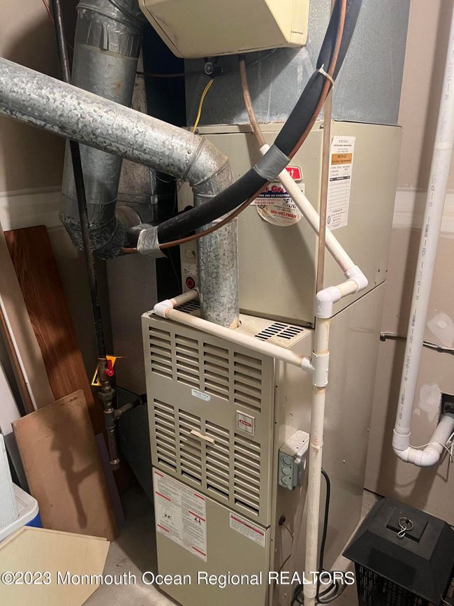 21 Bayowski Road, For Sale in West Orange Zoocasa