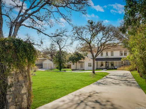 206 Laurel Heights Pl, San Antonio, TX, 78212-5218 | Card Image