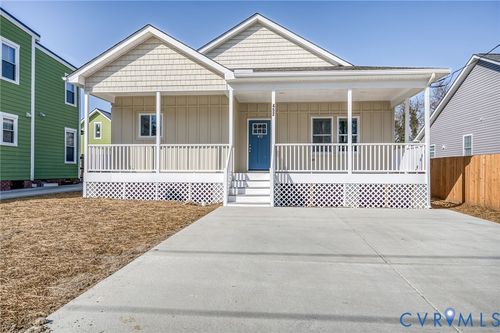 452 Byrne St, Petersburg, VA, 23803-5006 | Card Image