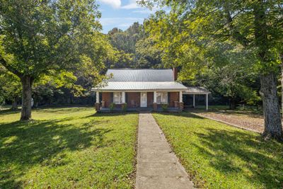 519 Water St, House other with 4 bedrooms, 2 bathrooms and 1 parking in Charlotte TN | Image 2