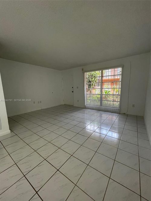 u13-10832 Sw 88th St, Miami, FL, 33176-1339 | Card Image