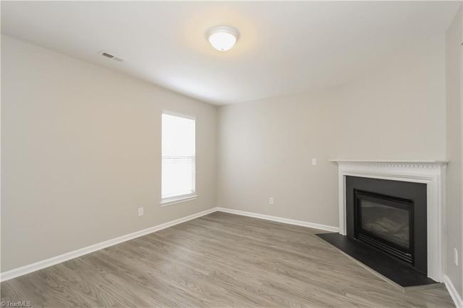 3885 Thornaby Cir, Home with 3 bedrooms, 3 bathrooms and null parking in Winston-Salem NC | Image 4
