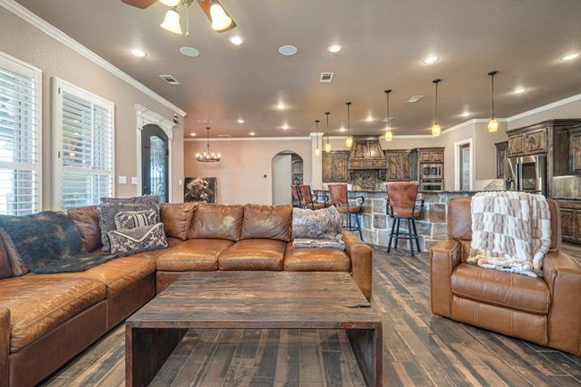 7113 E County Road 114, House other with 4 bedrooms, 4 bathrooms and 3 parking in Midland TX | Image 11