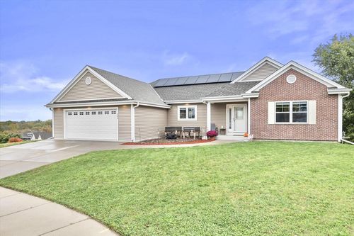 200 Tansdale Court, Johnson Creek, WI, 53038 | Card Image