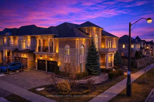 1 Ostrovsky Rd, Woodbridge, ON, L4H0W4 | Card Image