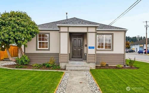 337 E Rio Vista Ave, Burlington, WA, 98233-2224 | Card Image